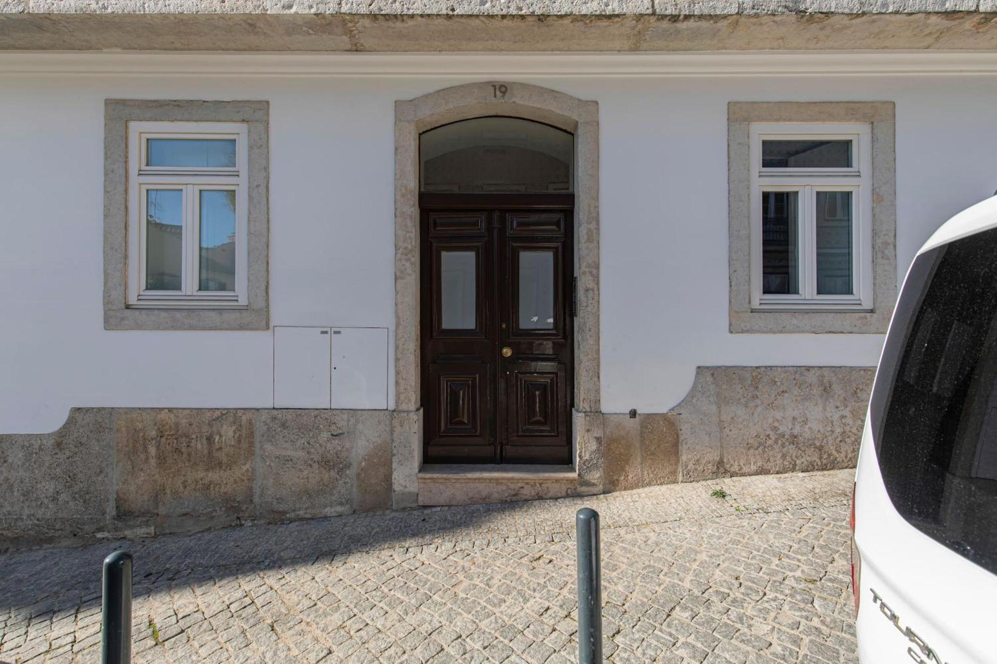 Views By Innkeeper * Lisboa