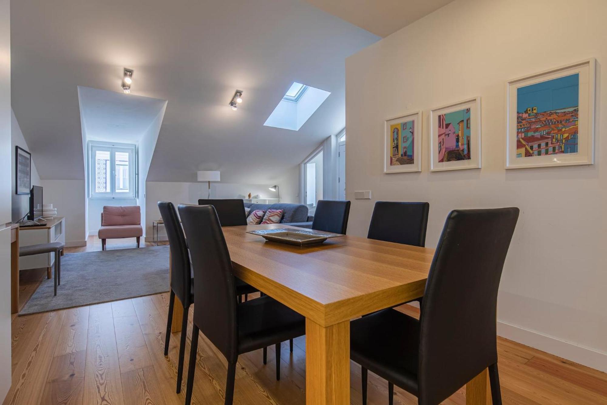 Views By Innkeeper Apartamento