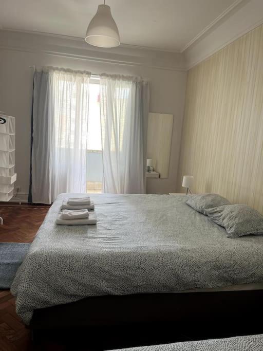 Privada 3 Grande Con Balcon Pensión Lisboa