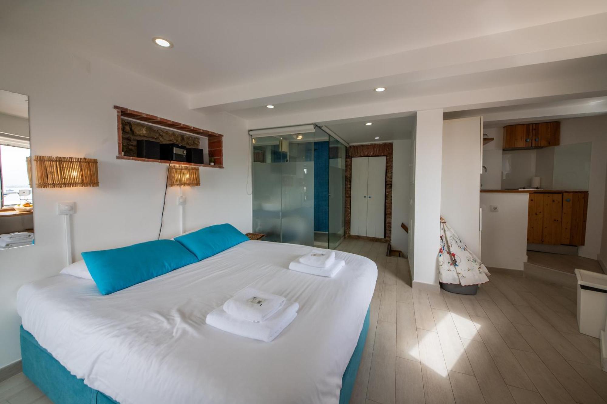 Apartamento Stunning River View In Historic Alfama *