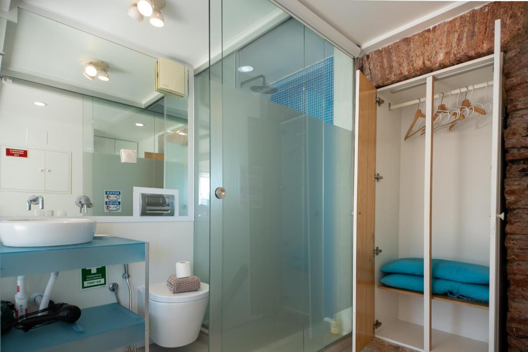 Stunning River View In Historic Alfama Apartamento Lisboa