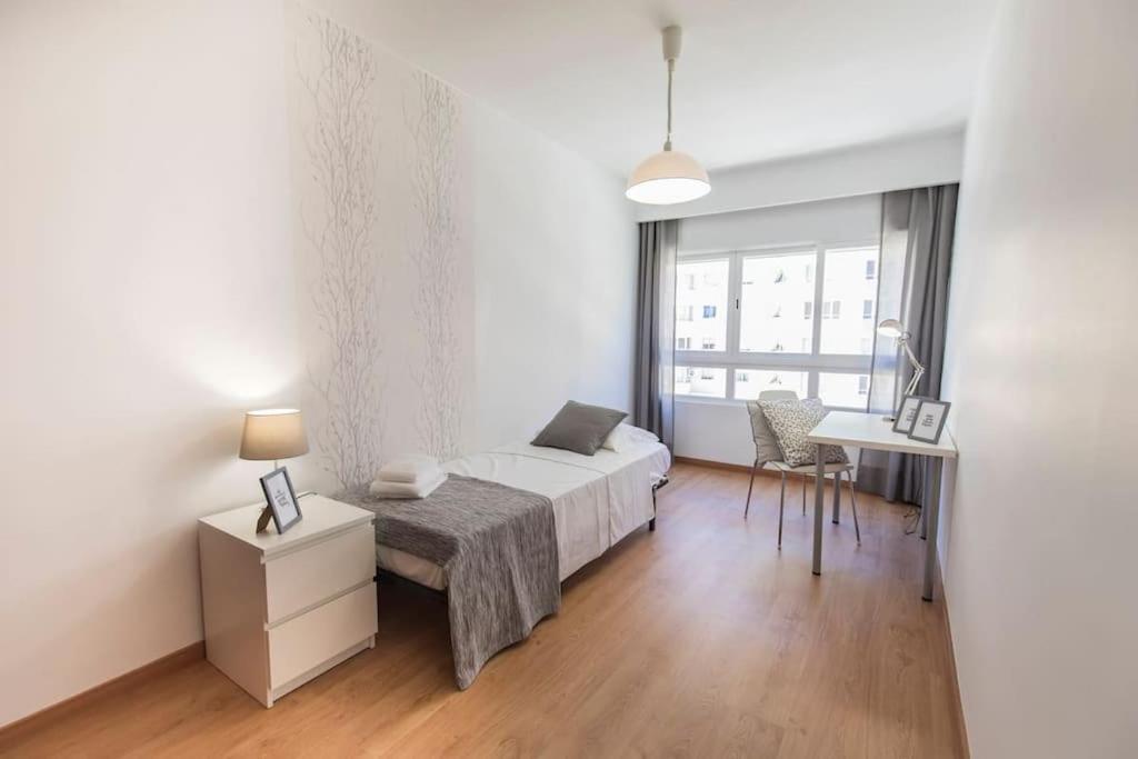 Olaias With Air-conditioned Apartamento