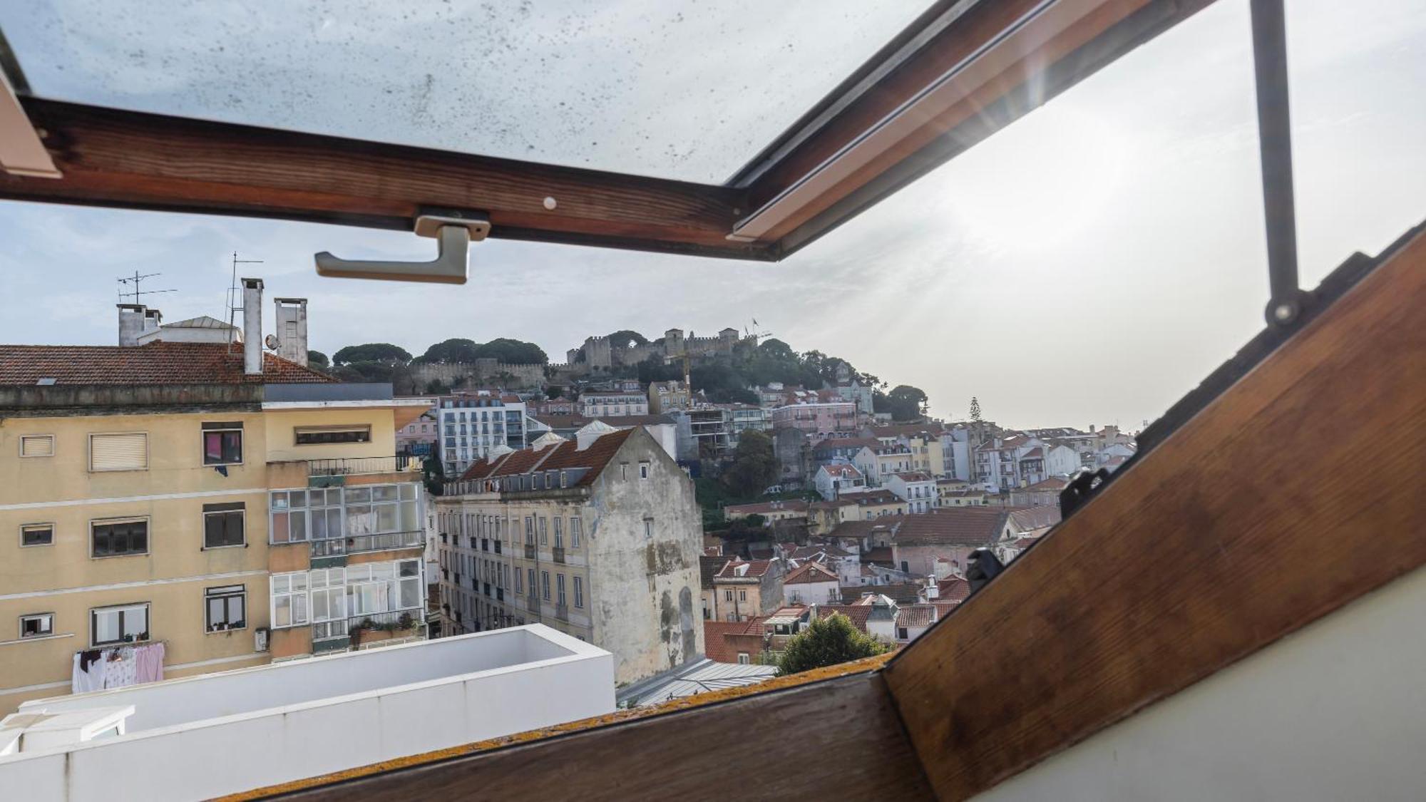 Vintage With Castle View By Lovelystay Apartment *