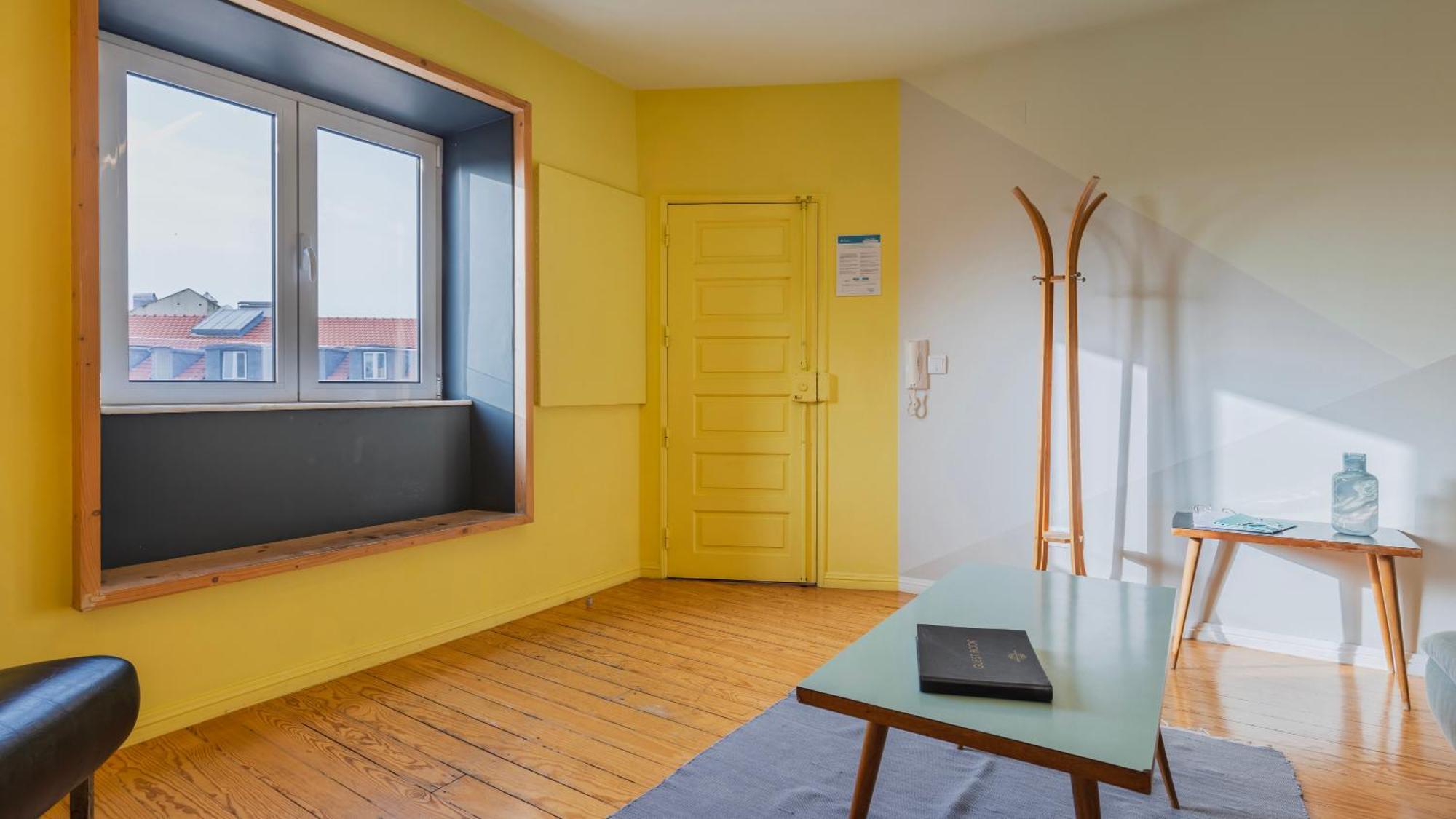 Apartment Vintage With Castle View By Lovelystay *