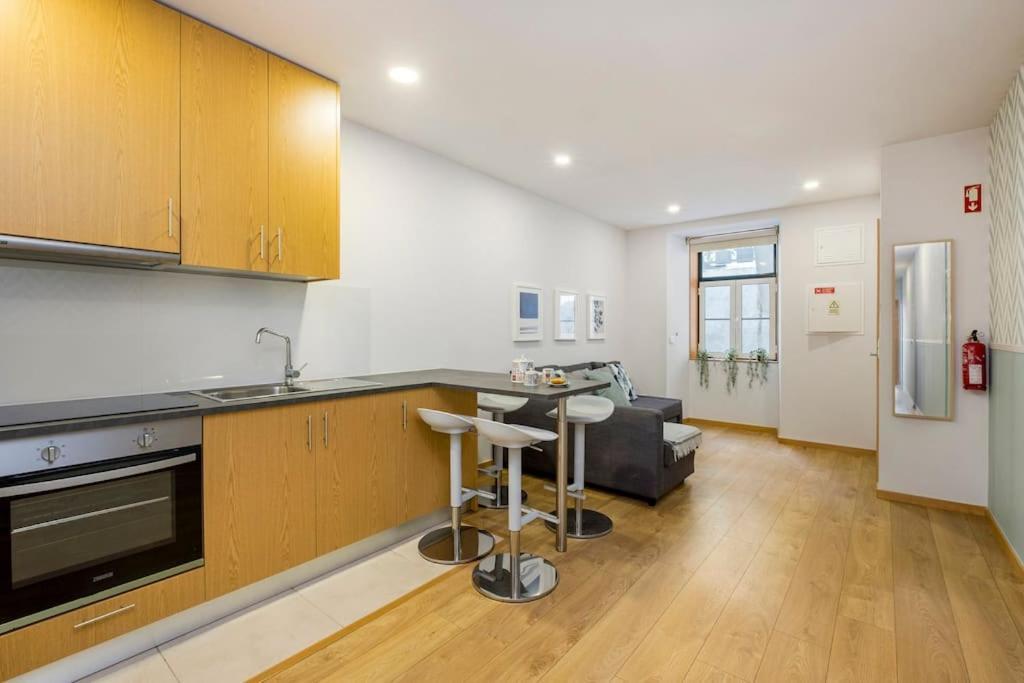 Apartamento 3ºd 24 De Julho Terrace Lisboa