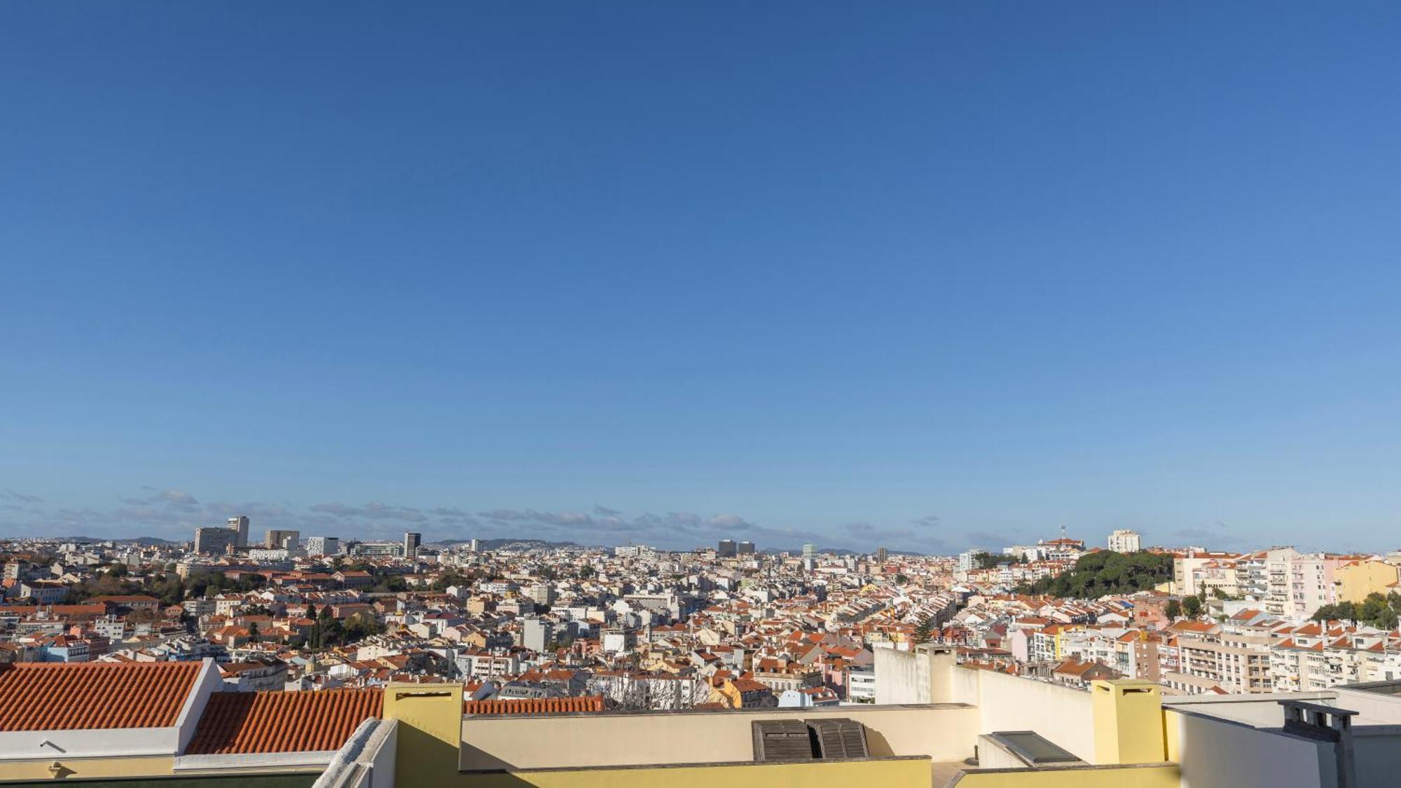 Stylish With Parking By Lovelystay Lisboa
