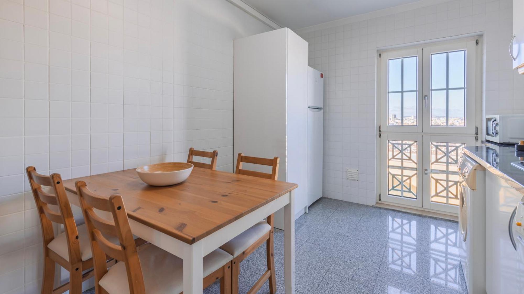 Stylish With Parking By Lovelystay Lisboa