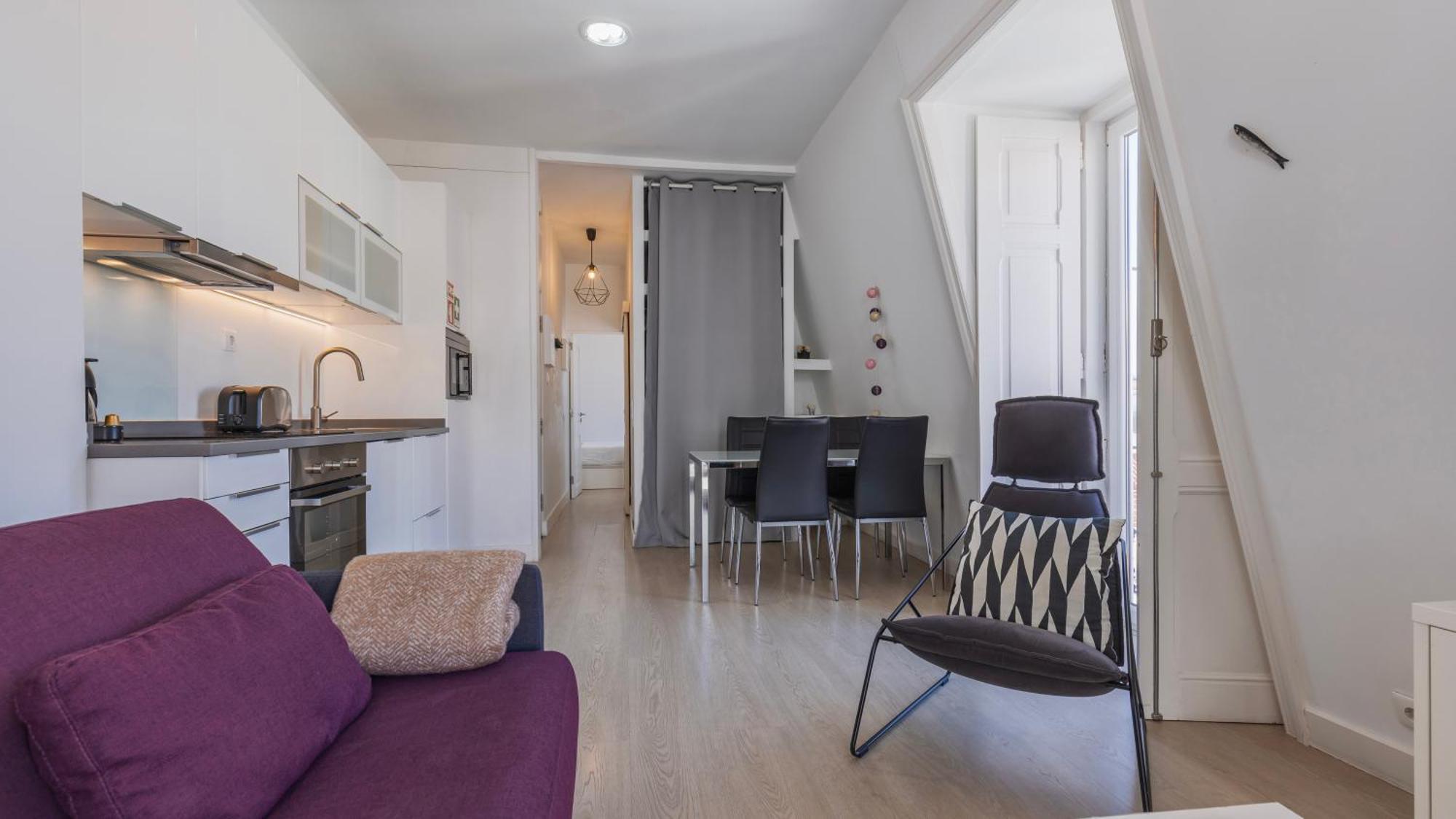Classic Topfloor By Lovelystay *