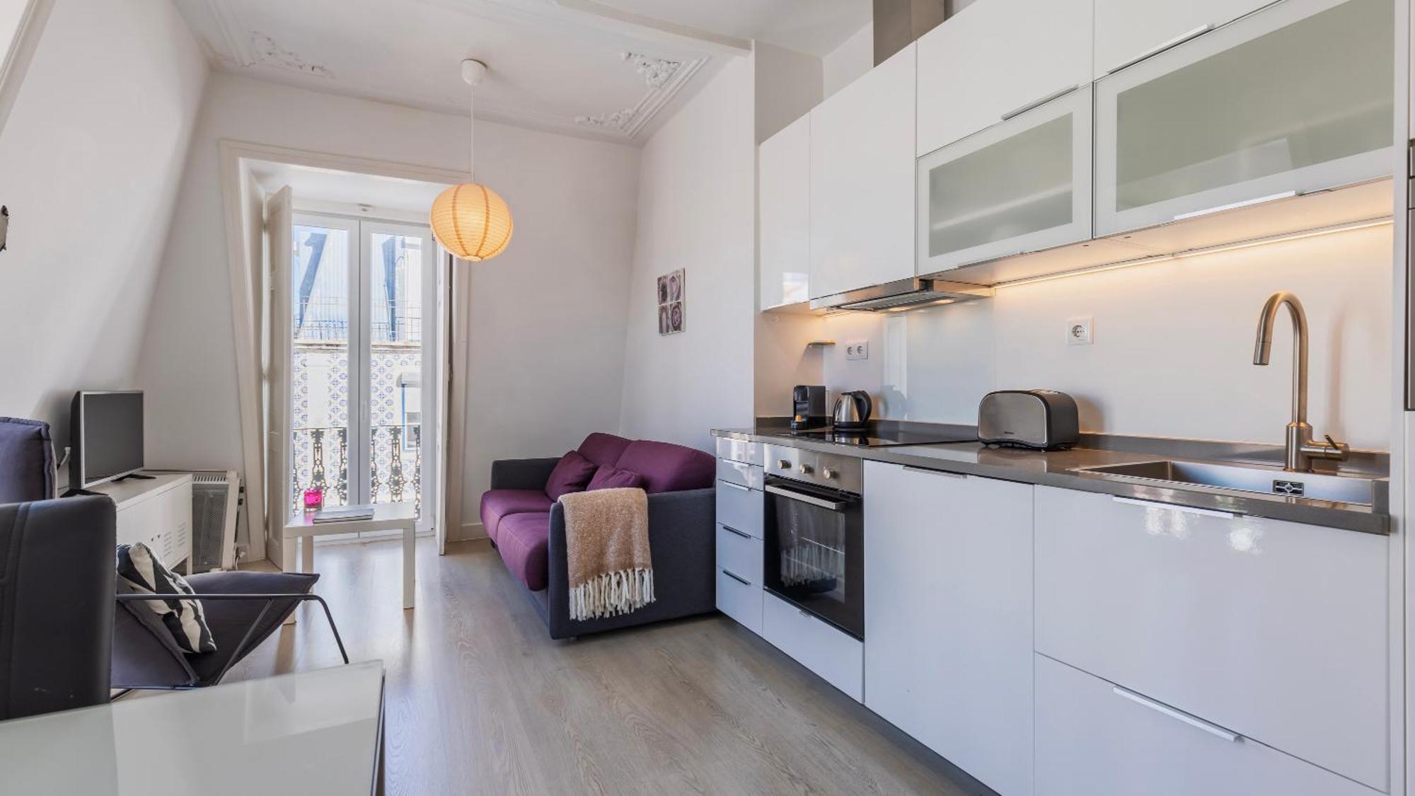 Classic Topfloor By Lovelystay * Lisbon