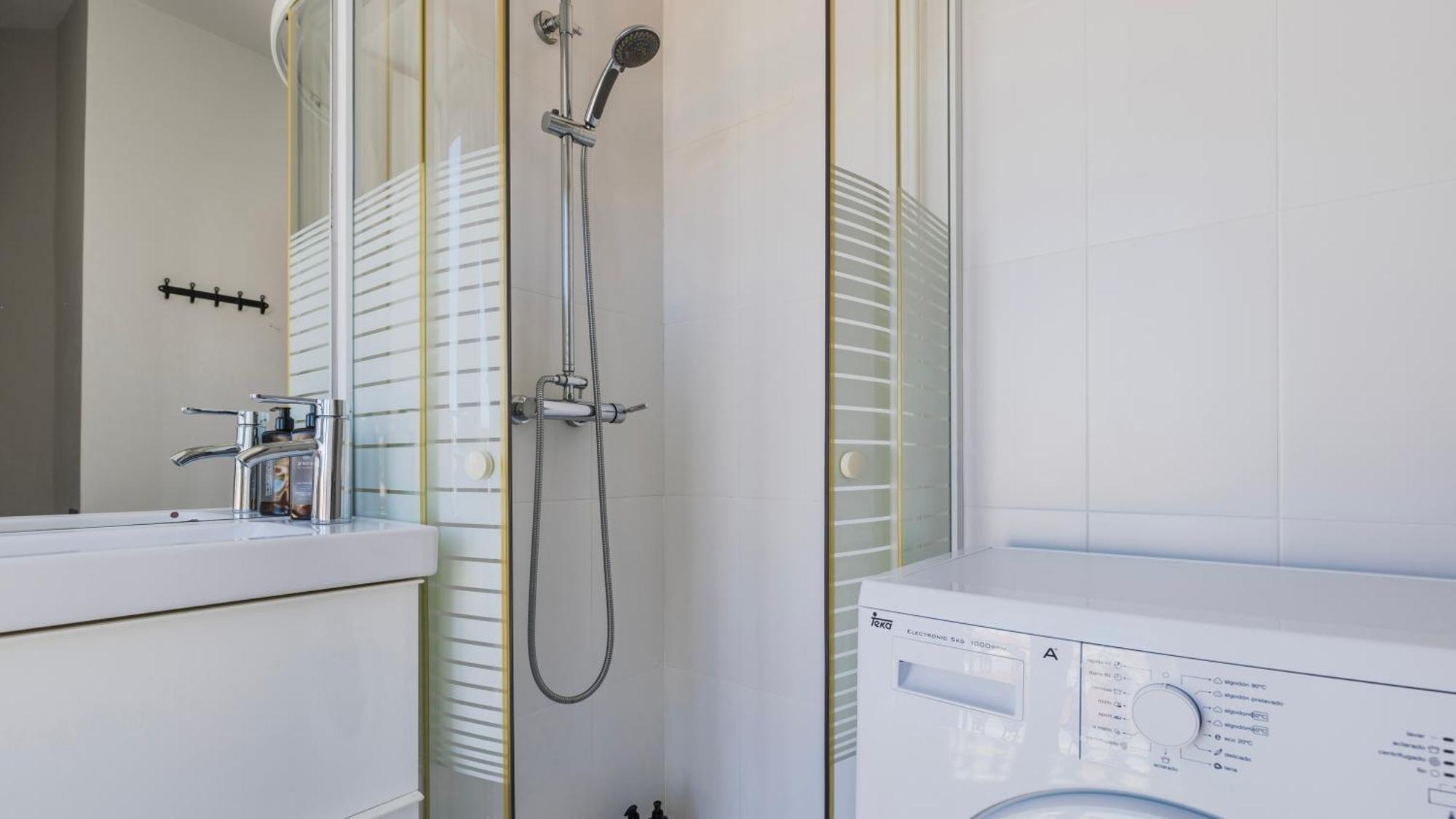 Classic Topfloor By Lovelystay * Lisbon