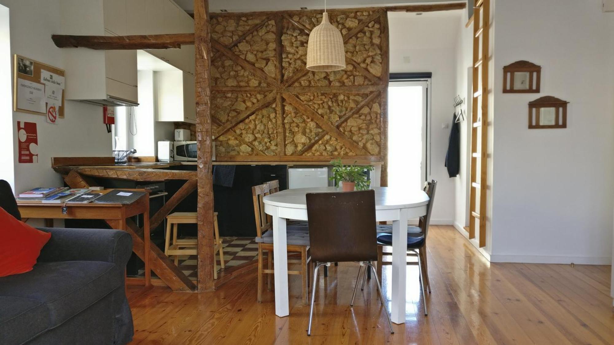 Alfama 2 - Attic With View Apartamento