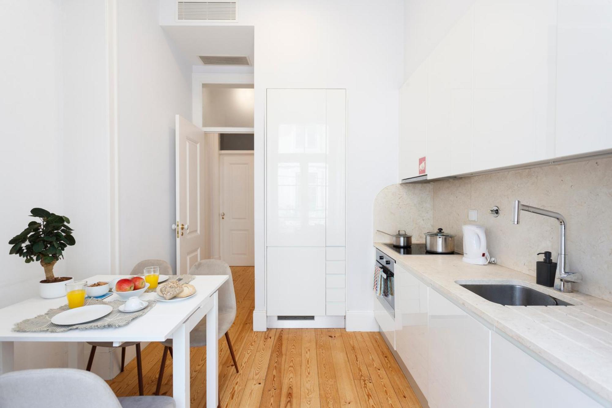Modern In The Heart Of Chiado Apartamento *