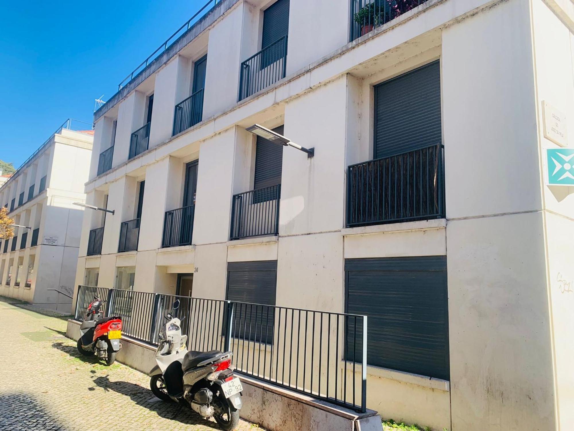 - Martim Moniz And Garage Apartamento