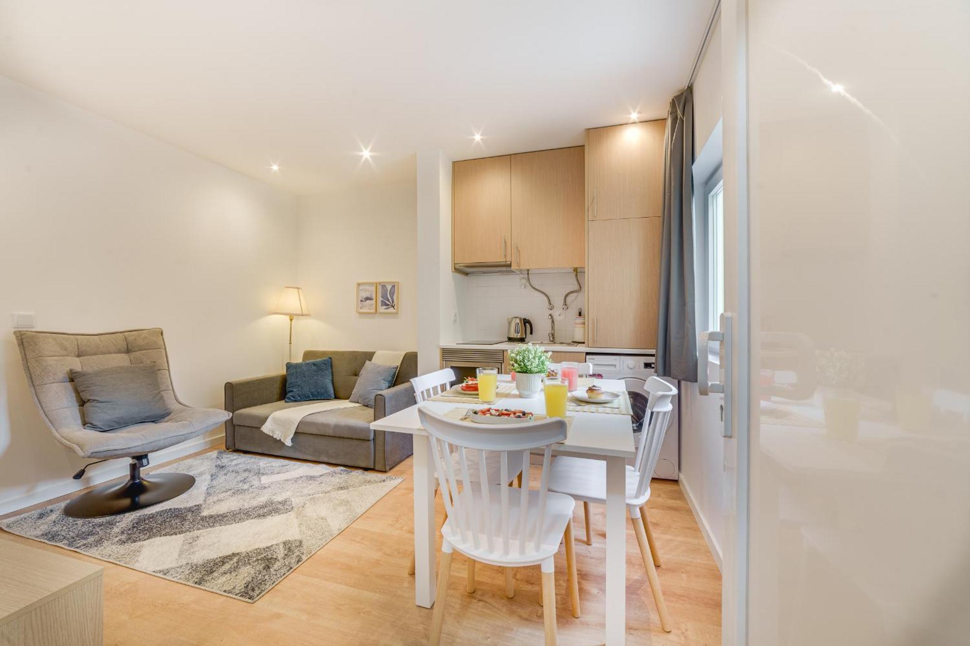 Yellow Charm - Campolide Apartamento *
