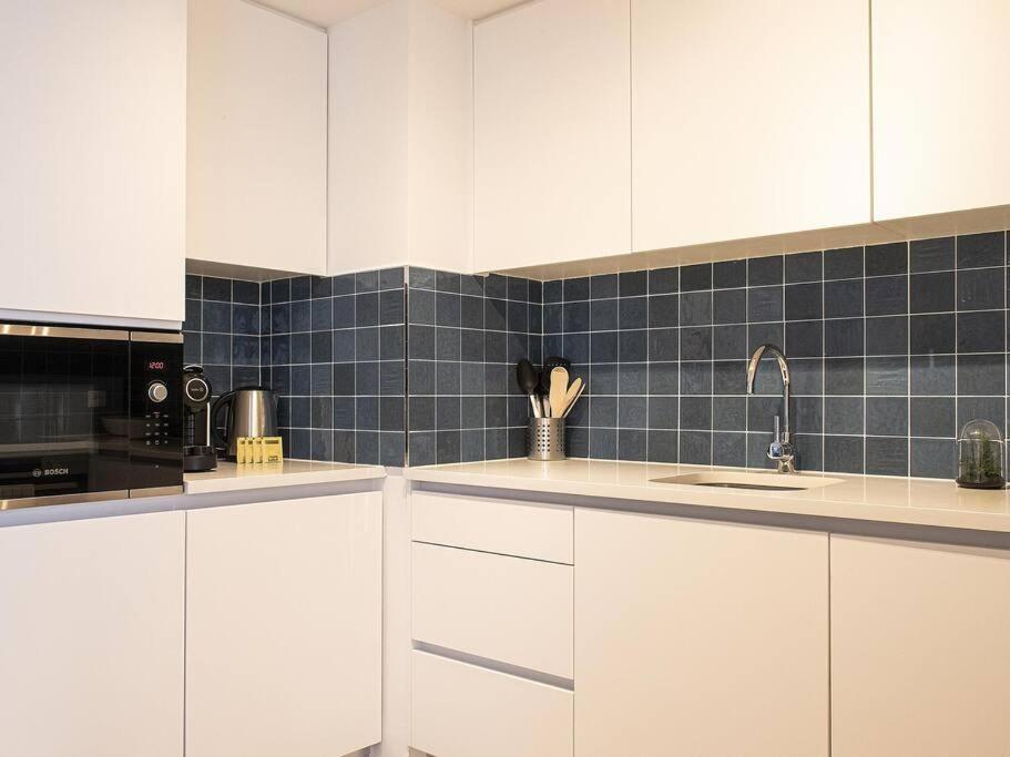 Saldanha Spacious With Ac Terrace And Garage Apartamento Lisboa