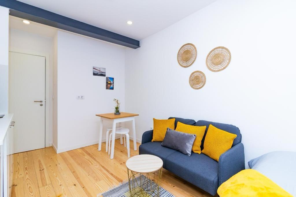 Mourarias Place - Yellow Apartamento Lisboa