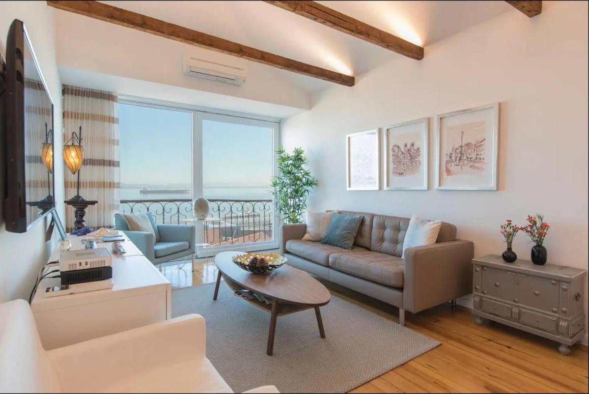 Alfama River View Apartamento