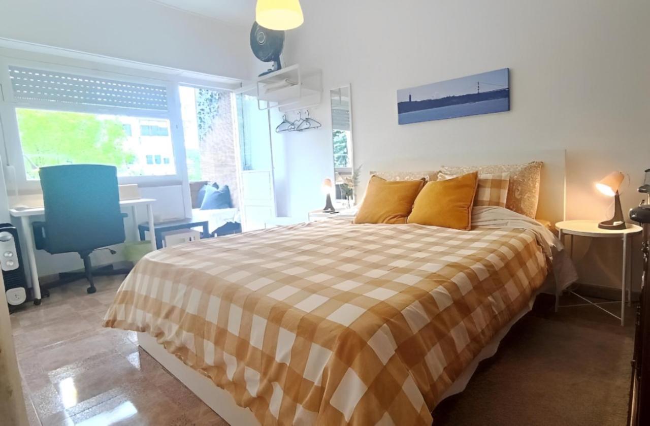 Habitación en casa particular Cama Queen Benfica Em Familiar - Casa De Banho Compartilhada - Temos Cao *