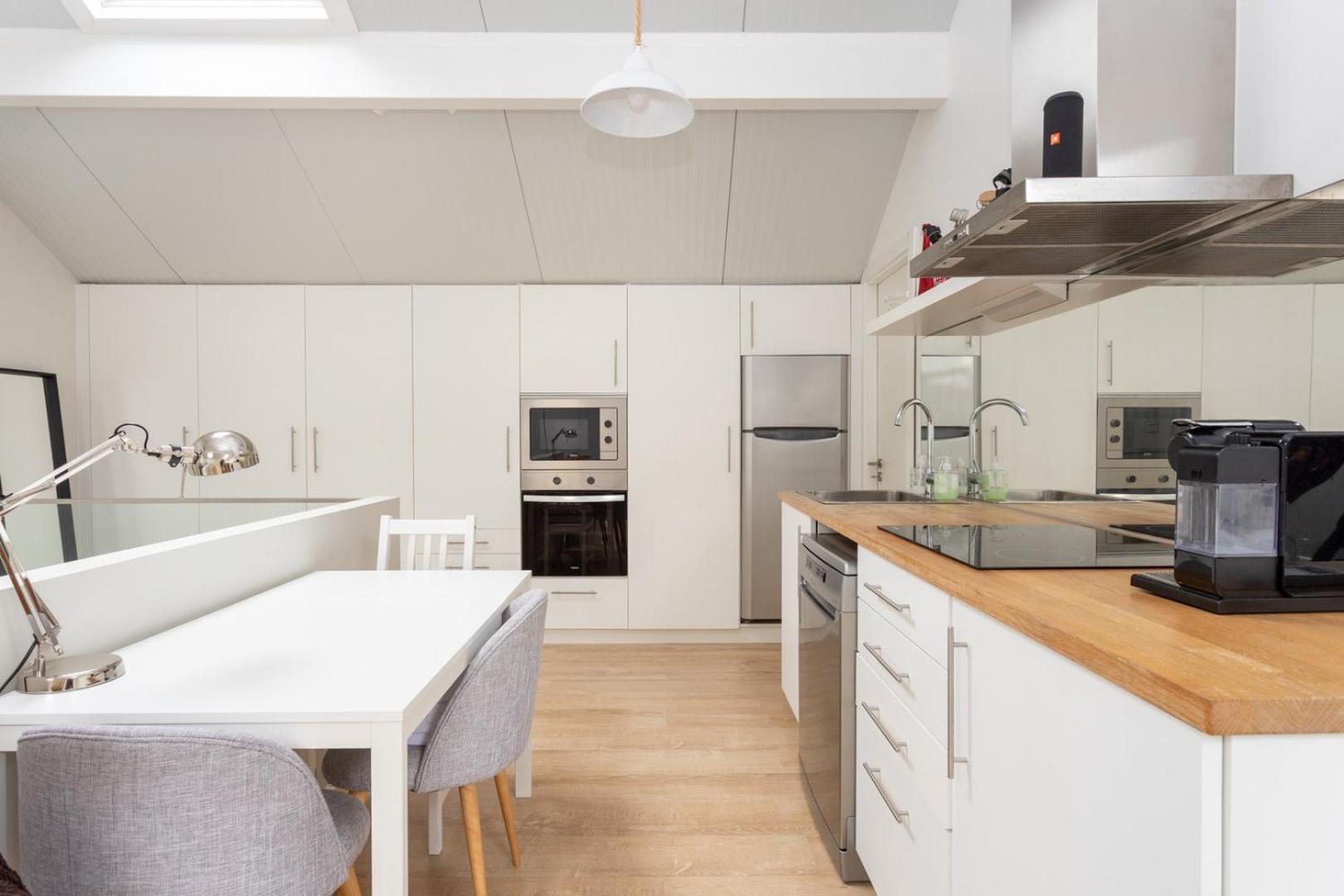 Modern Loft In Principe Real - Aircon | By Airnest Lisboa