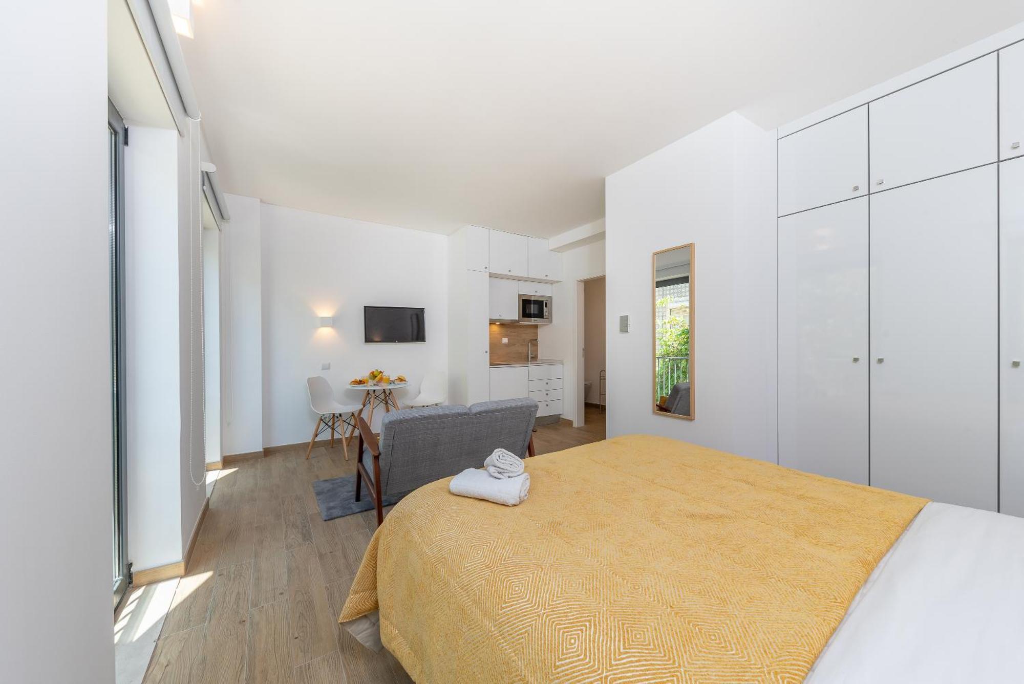 Orange 3 House - Chiado Studios * Lisbon