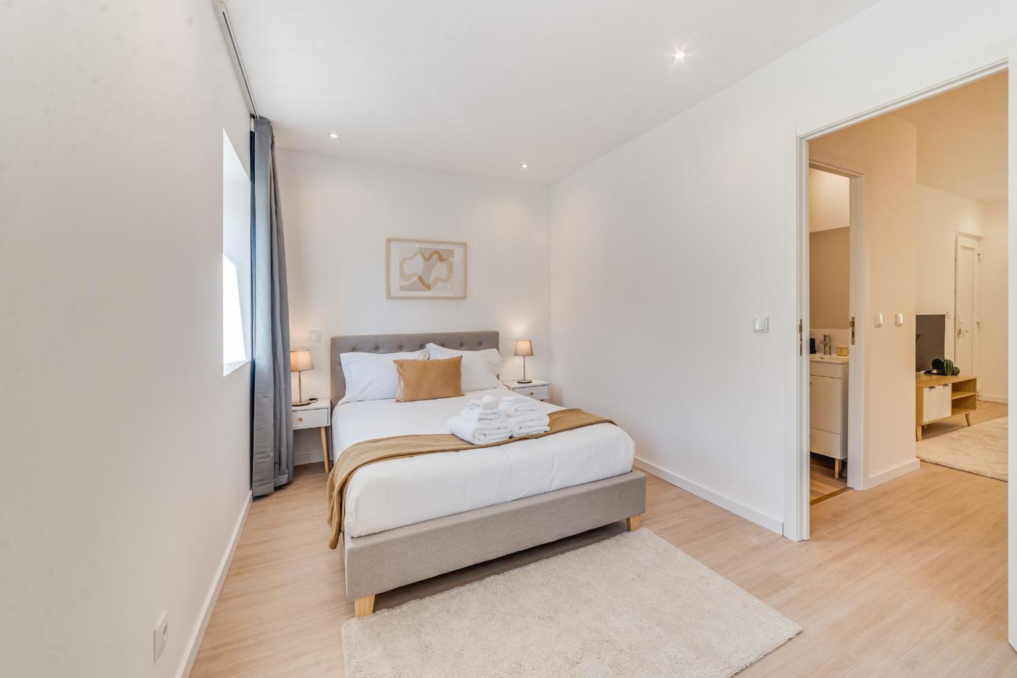 Yellow Charm - Campolide Apartamento