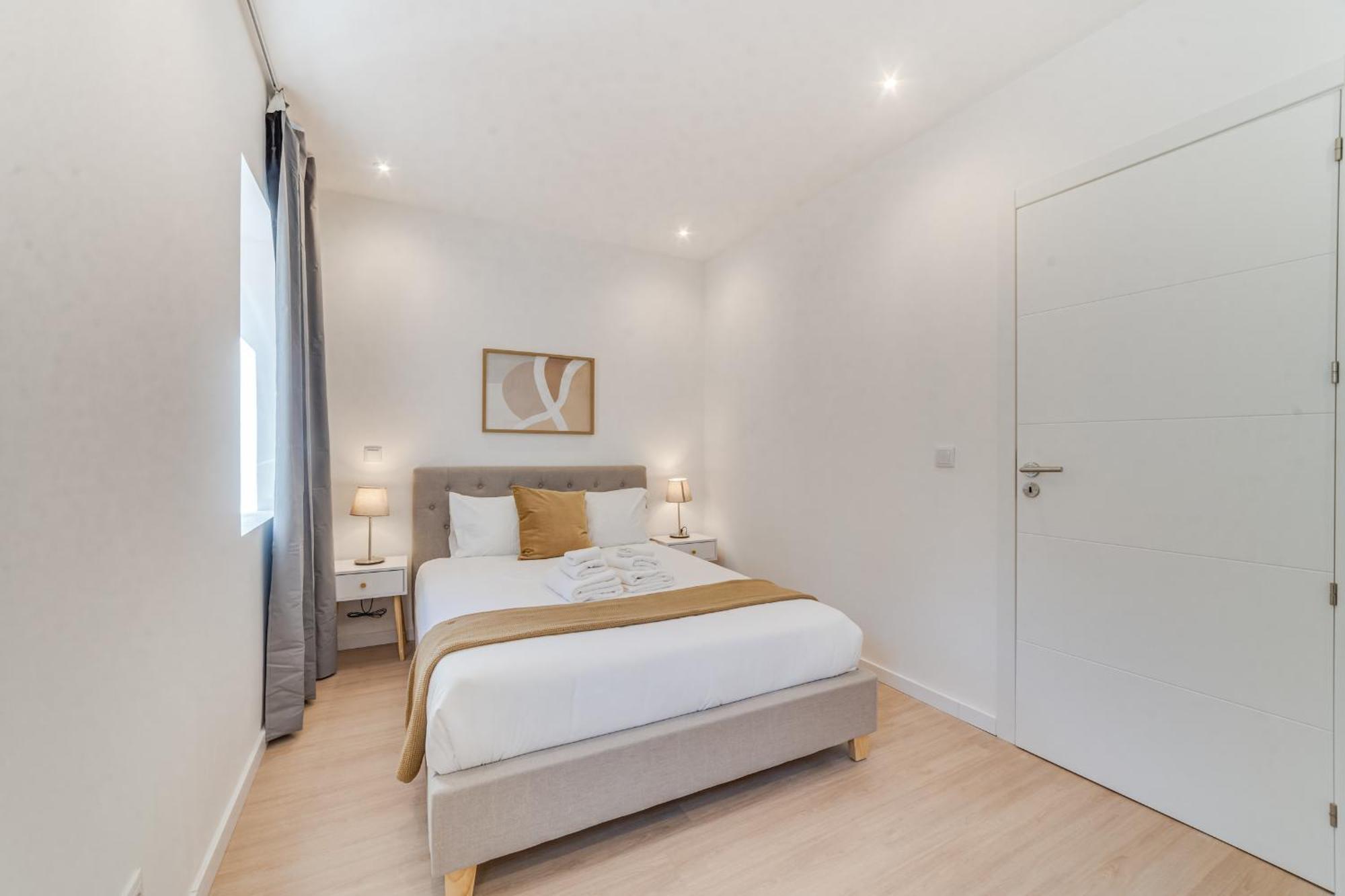 Yellow Charm - Campolide Apartamento