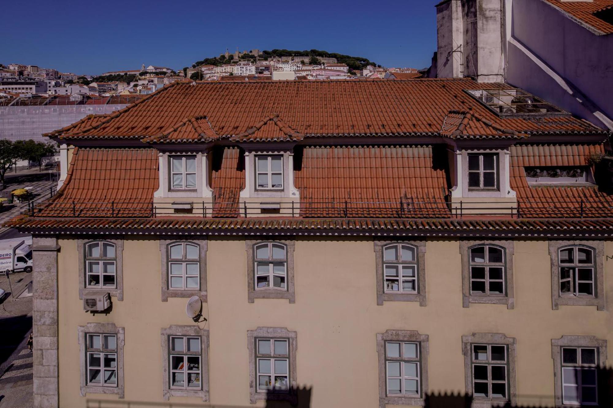 Chiado Premium Two Bedroom By Les Deux Mariettes Lisboa