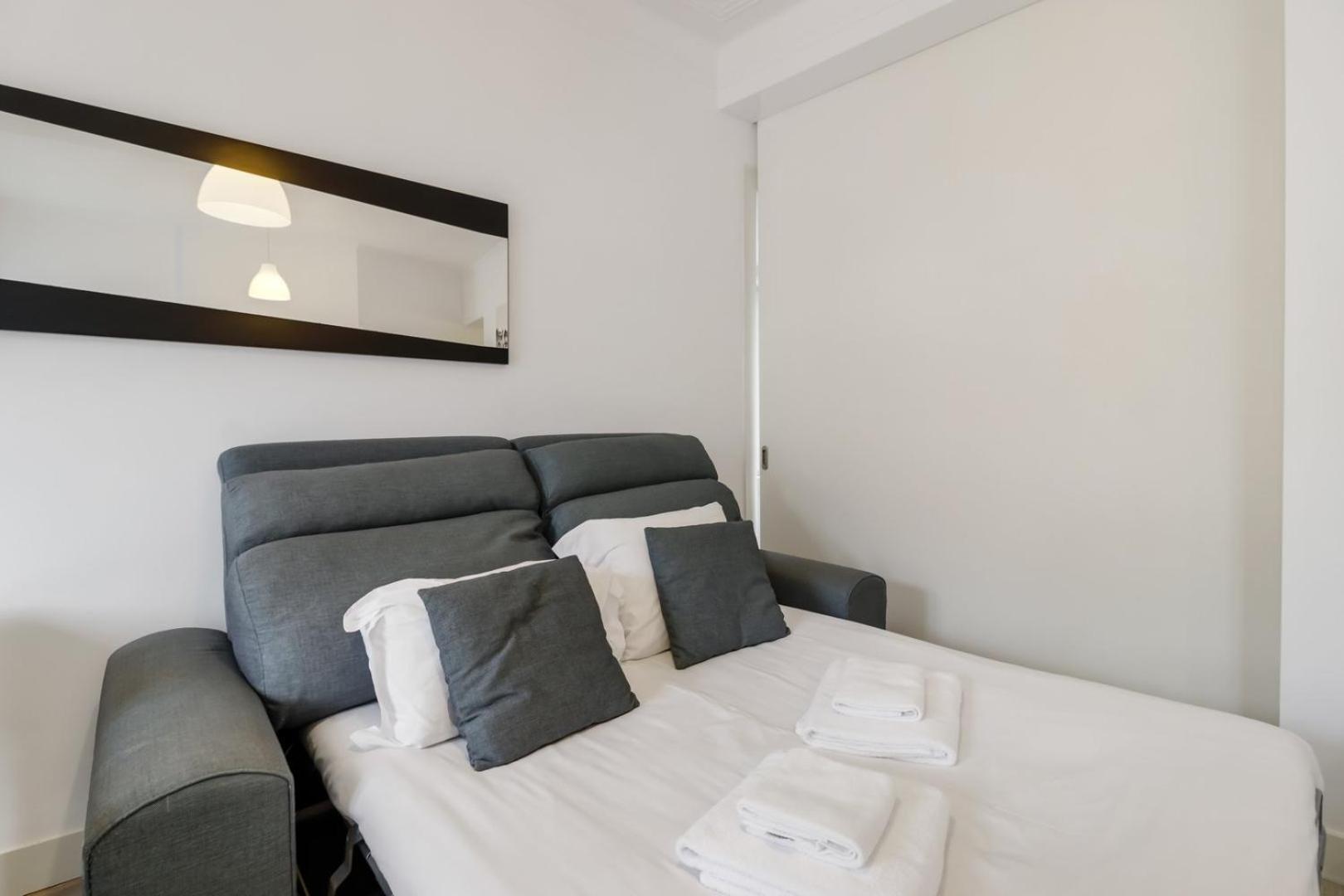 Bright 1br Castelo Sao Jorge - Graca Getaway | By Airnest * Lisboa