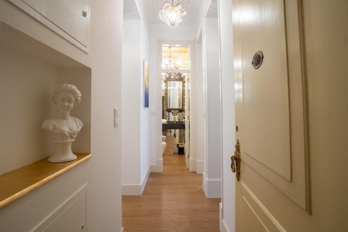 Apartamento Baroque With Patio Portuguese Soul Bica Tram 4p Lisboa