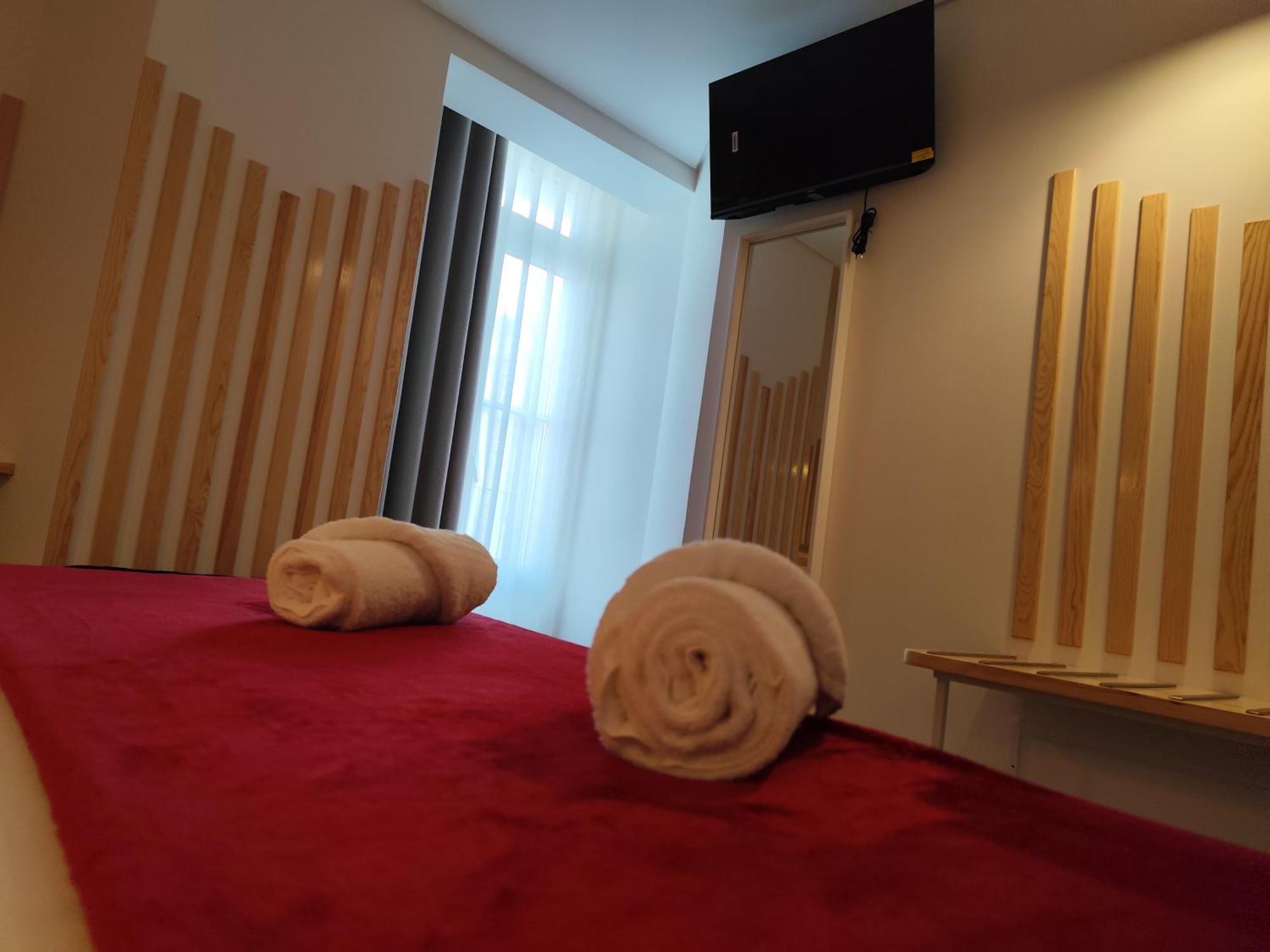 Bacalhoeiros 125 Hotel 2*