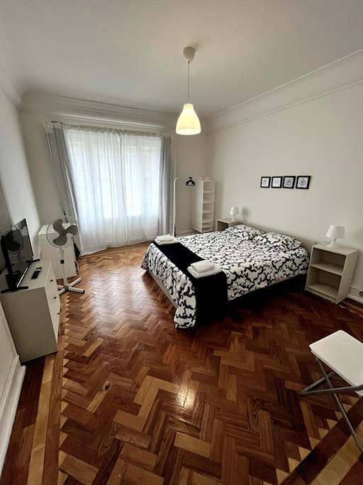 Solo Grande Con Balcon Habitación en casa particular Lisboa