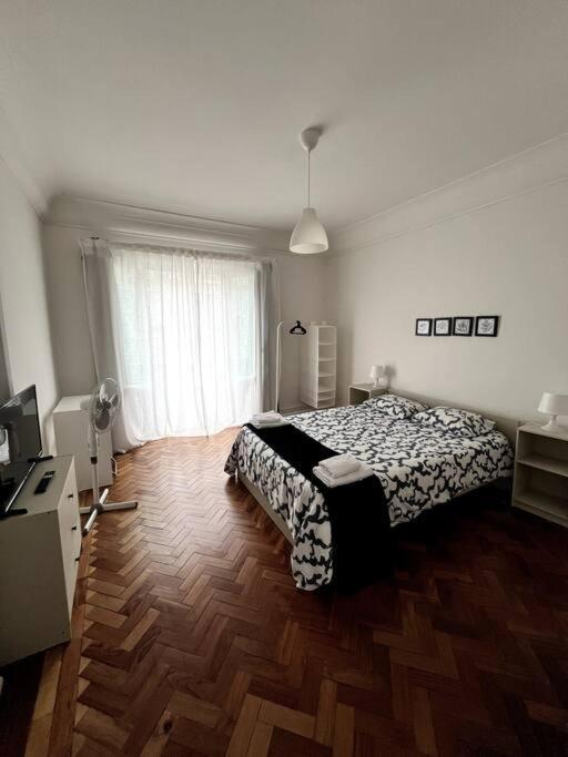 Habitación en casa particular Solo Grande Con Balcon Lisboa