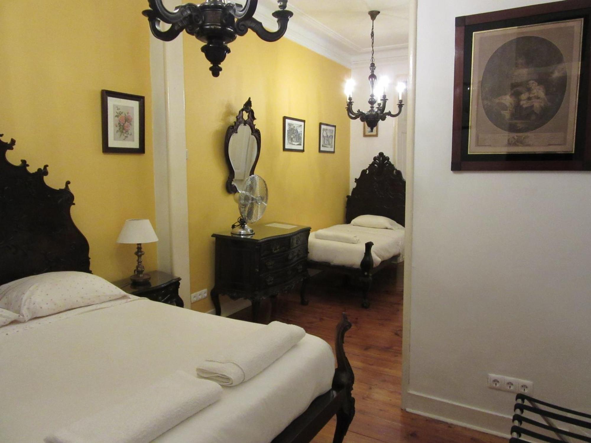 Bed and breakfast Family Macedo *