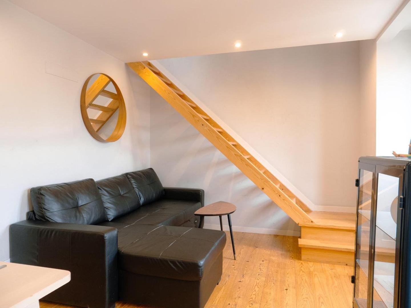 Apartamento Charming Duplex In Graca | By Airnest
