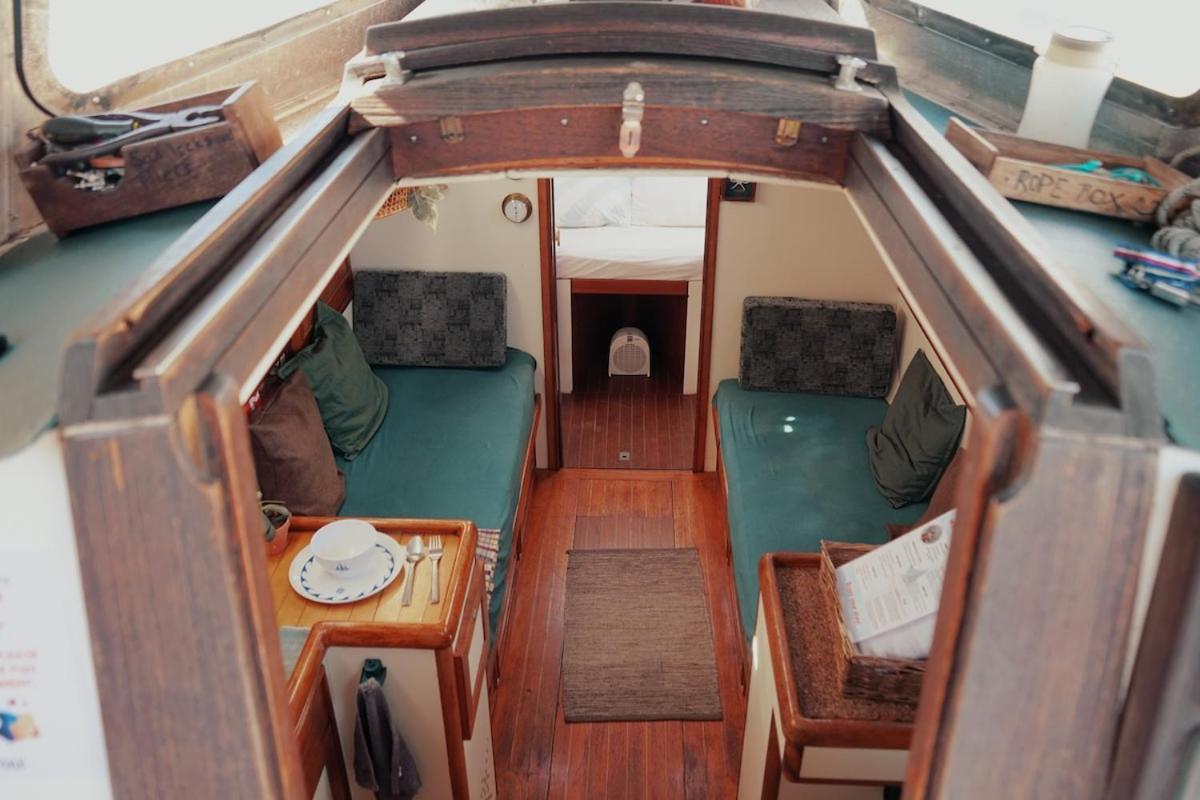 Hotel en barco Cozy Marina Sleepaboard - Sail Away