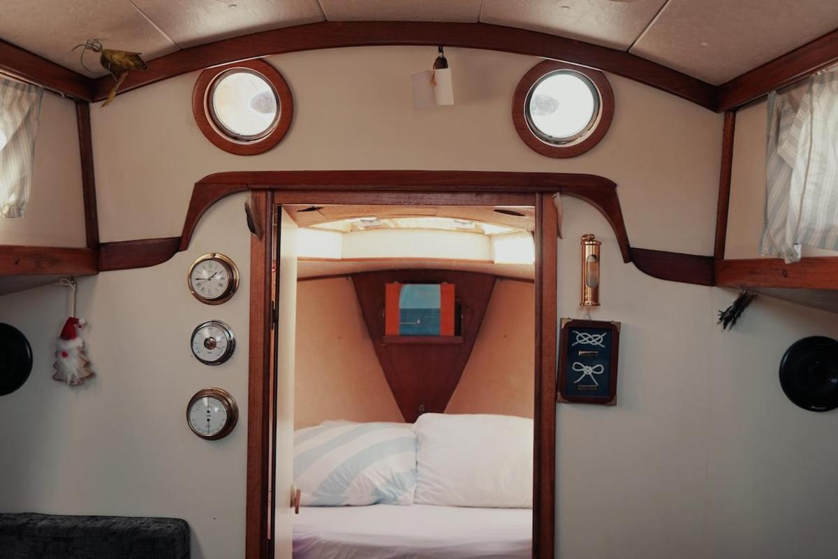 Cozy Marina Sleepaboard - Sail Away Botel *