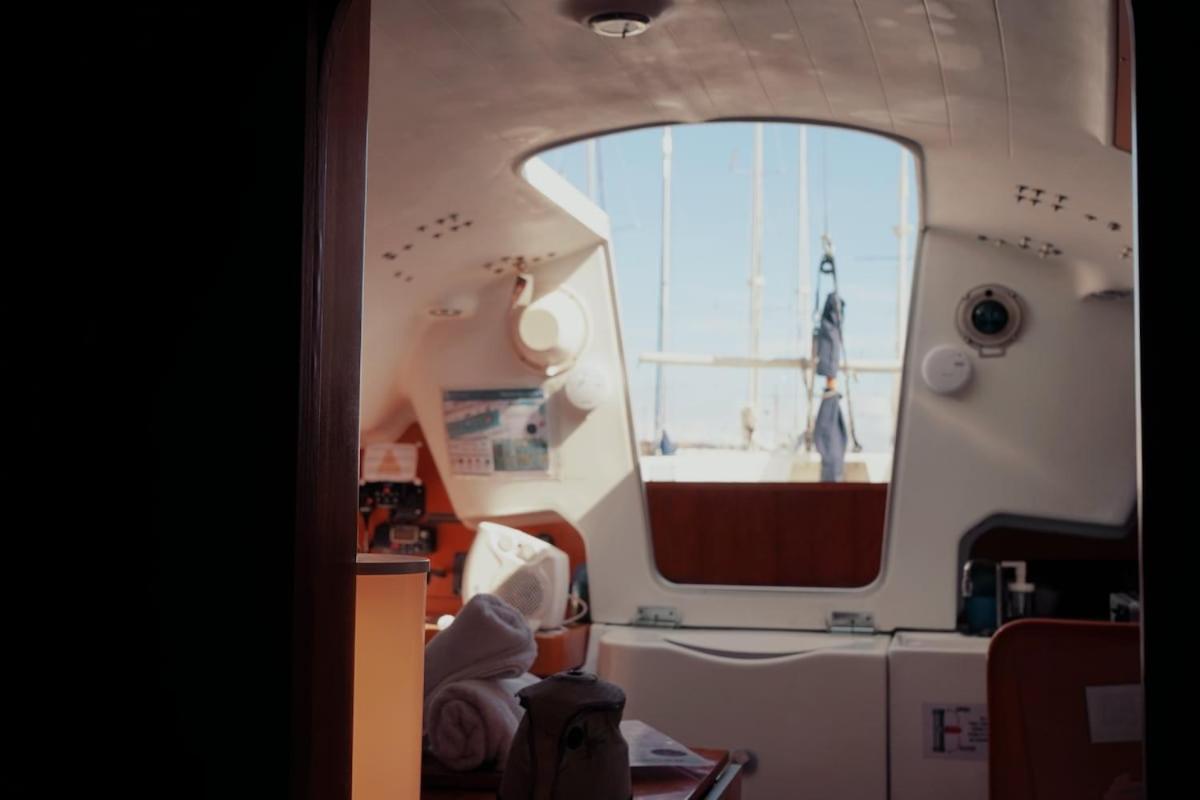 Hotel en barco Surfbird Cozy Sailboat Escape