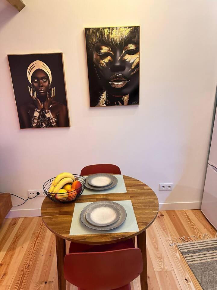 Newly Renovated Apartamento