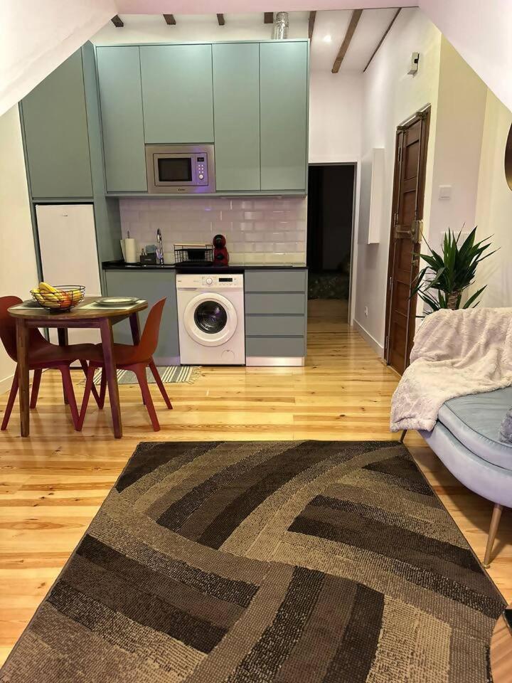 Newly Renovated Apartamento Lisboa