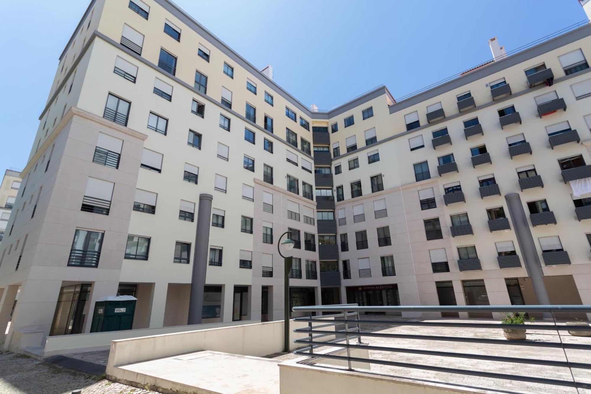 Apartment Beguest Benfica Modern Flat