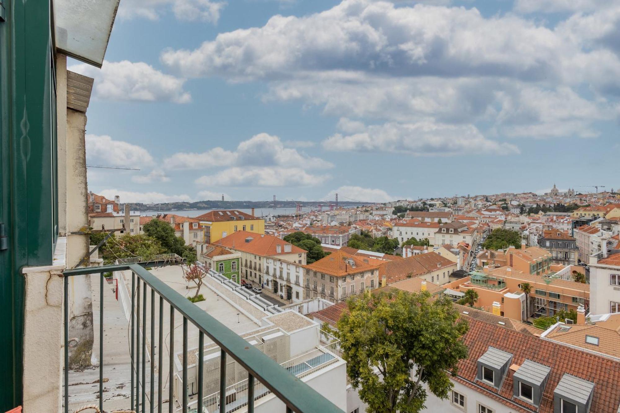 Beguest Bairro Alto View