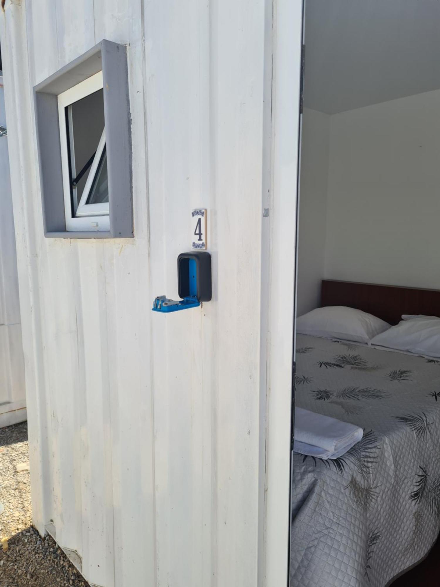 Casa Vale Ecotainer Hostal