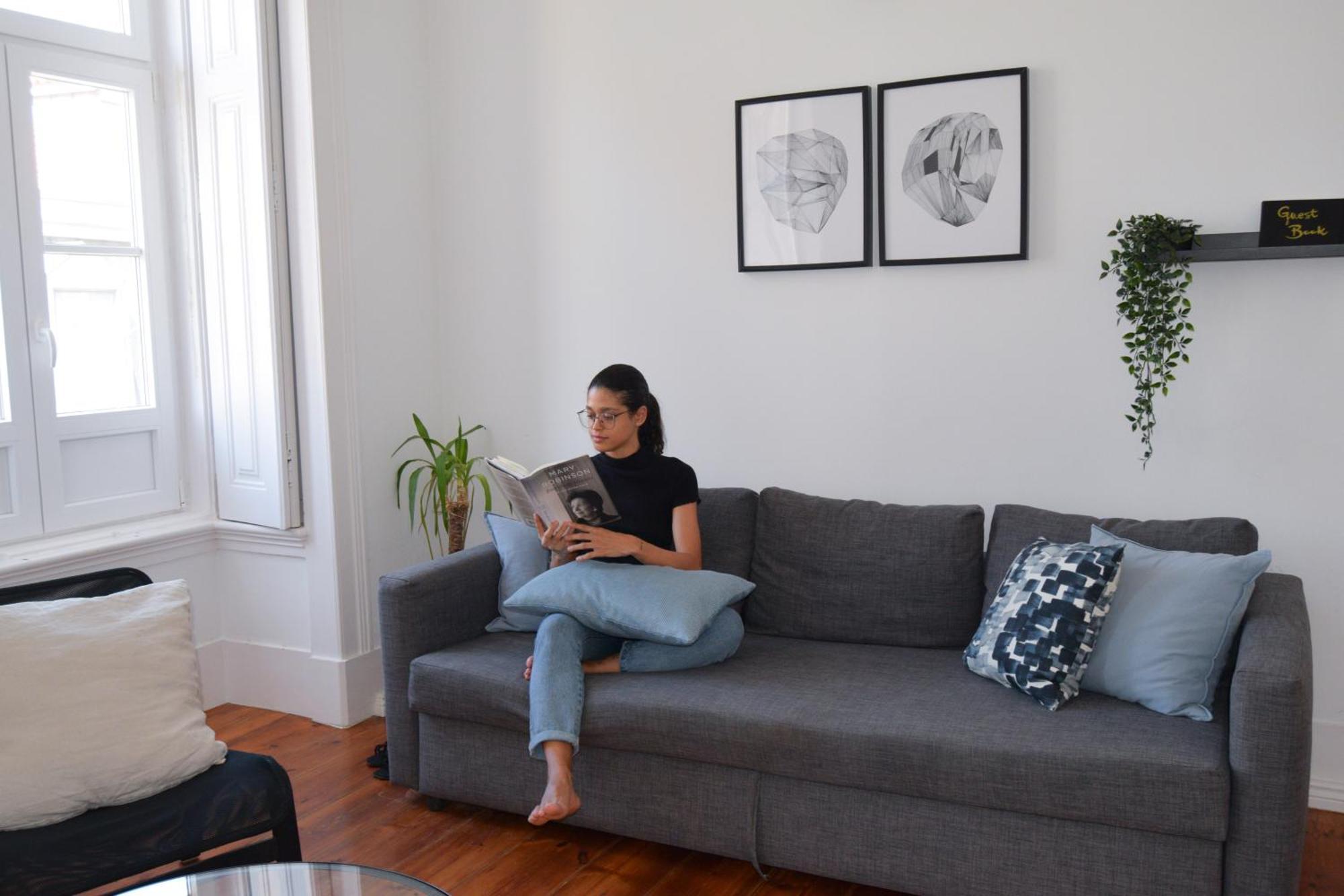 Embassy Arriaga Private Elegance In Stylish Shared Lisboa