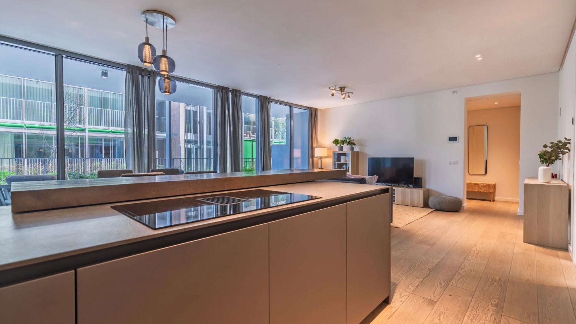 Apartamento Modern 2bdr With Garage By Lovelystay