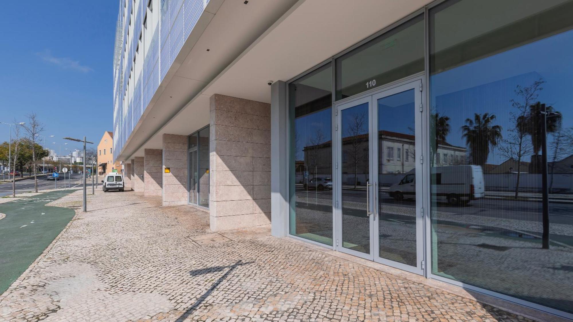 Apartamento Modern 2bdr With Garage By Lovelystay
