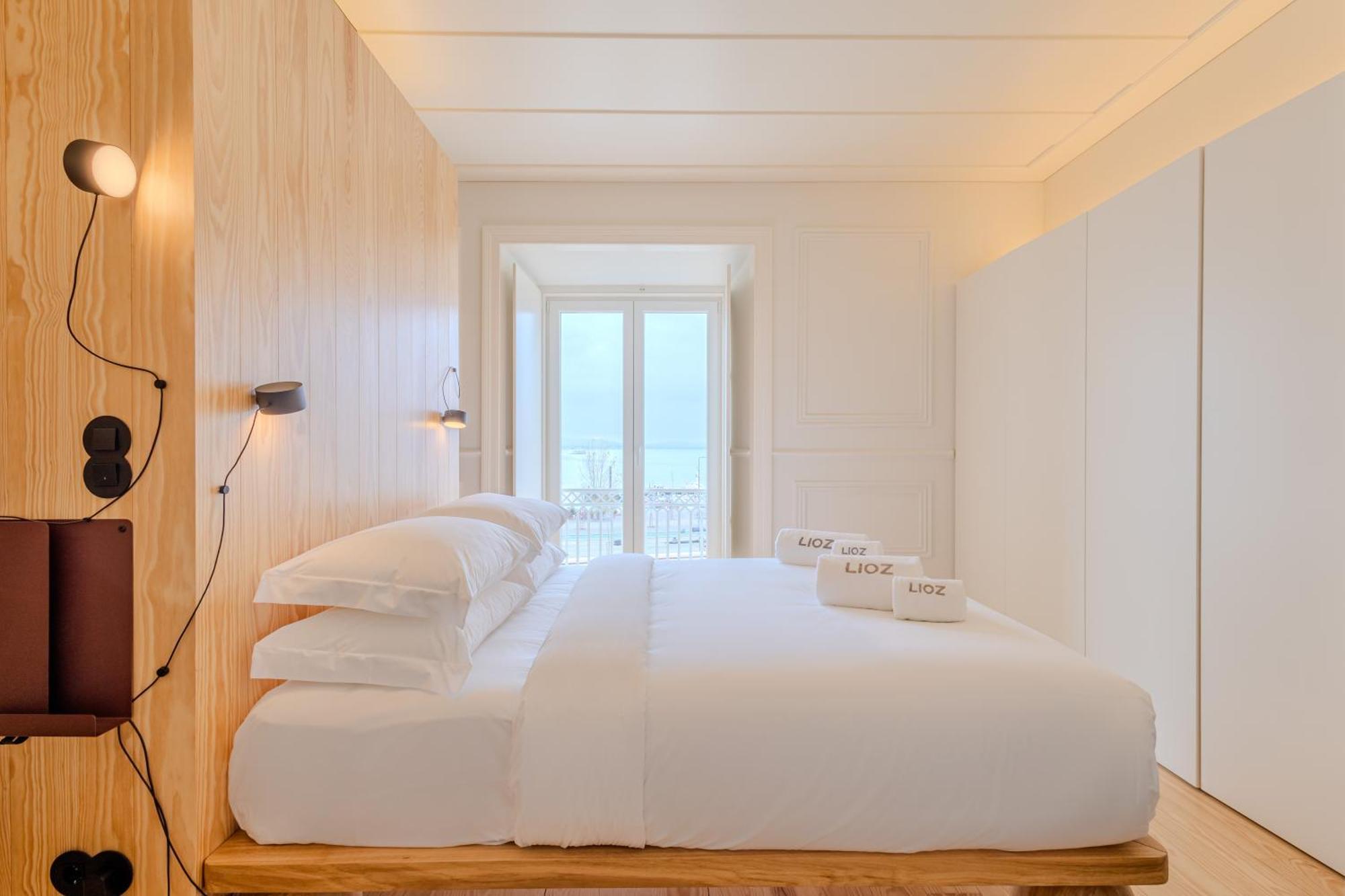 Lioz Apartahotel