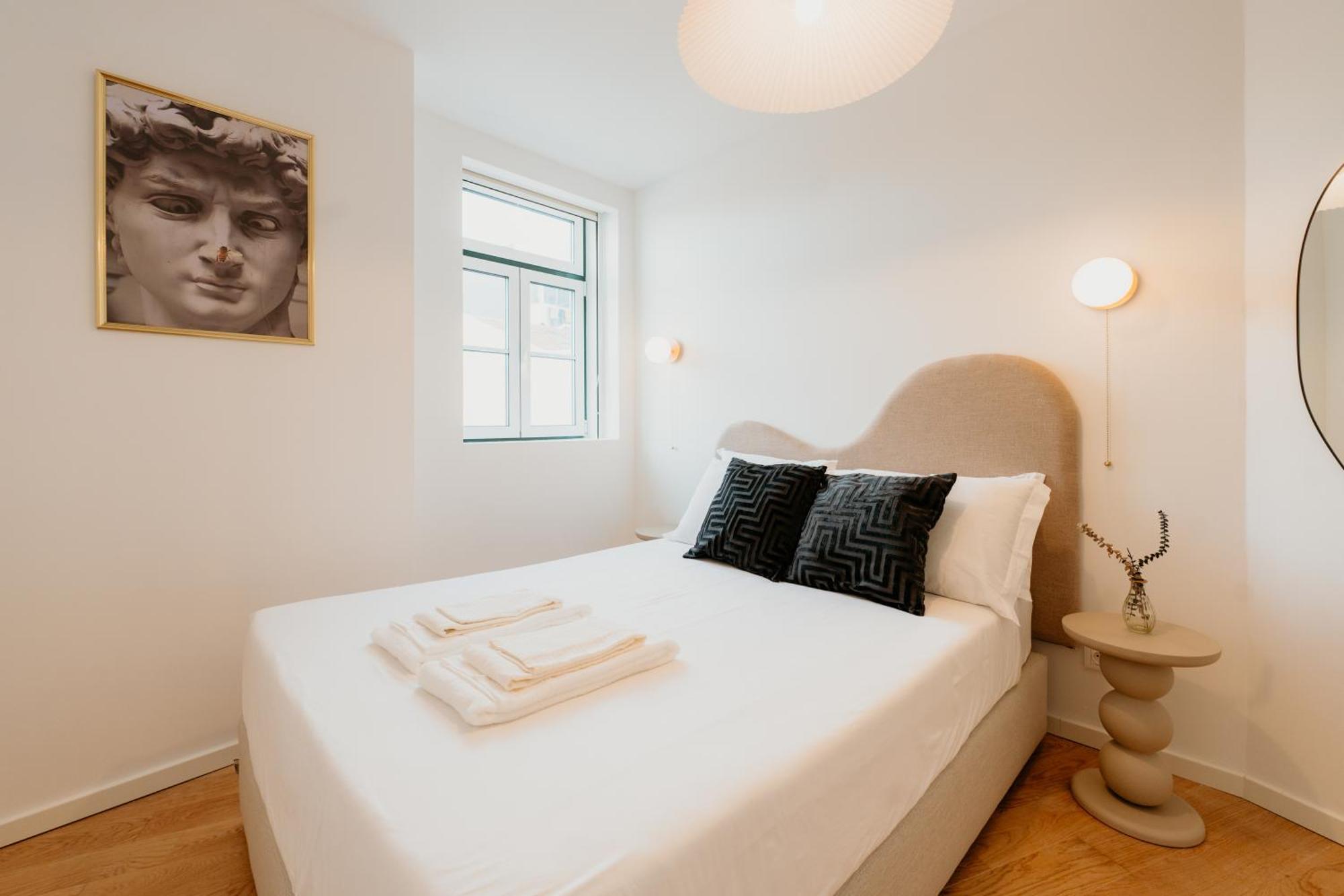 Pink House Beautiful 2 Bedroom Flat In Center *