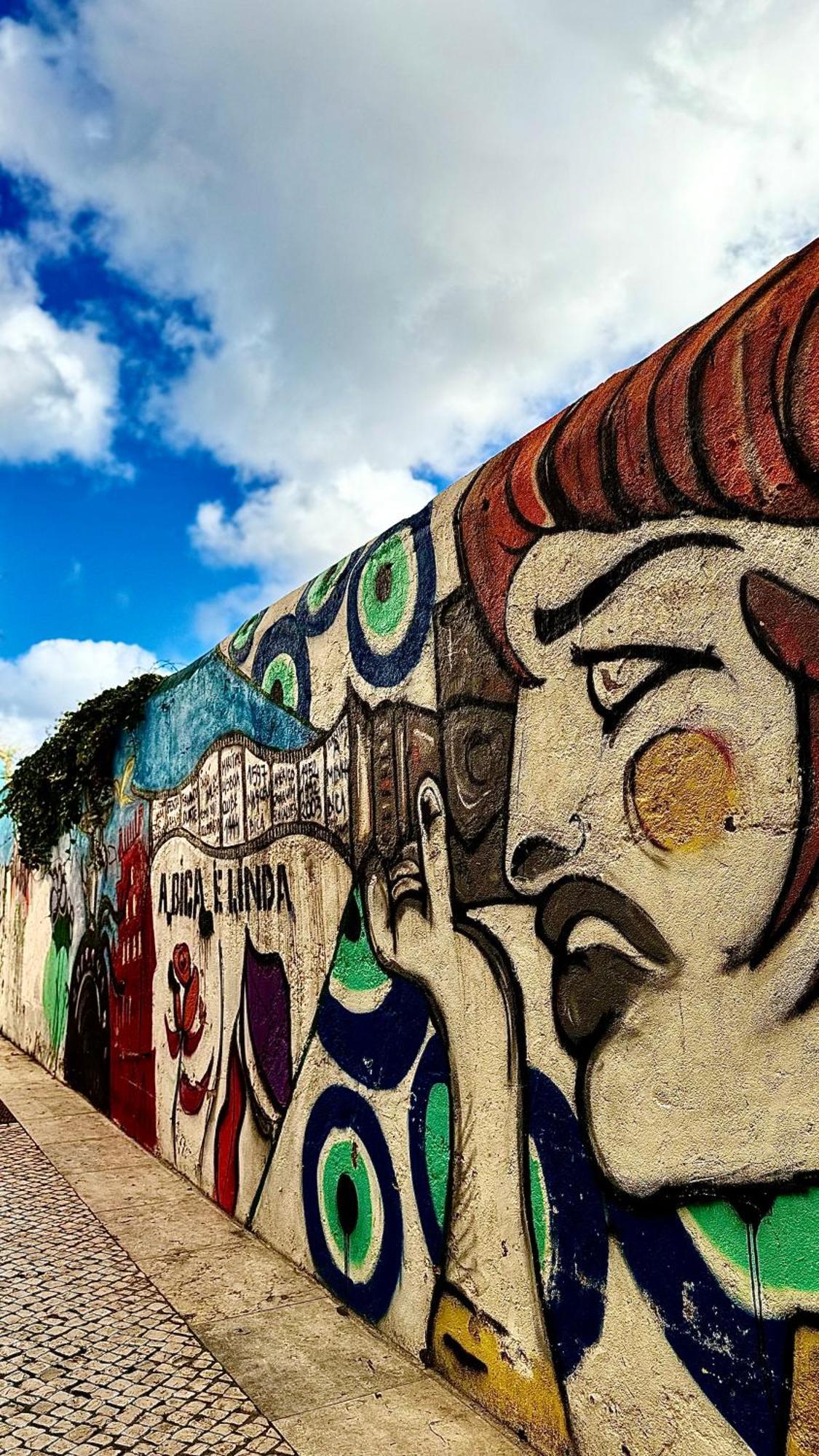 Cais Sodre Homestay Lisbon