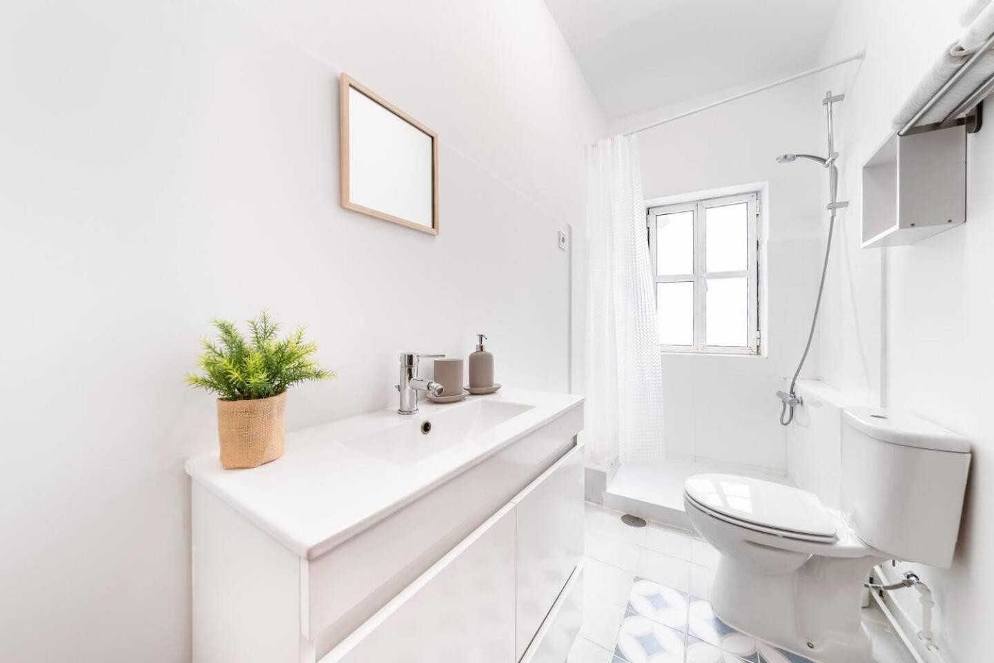 Prime 51 Bedroom Overlooking Marques Pombal Lisboa