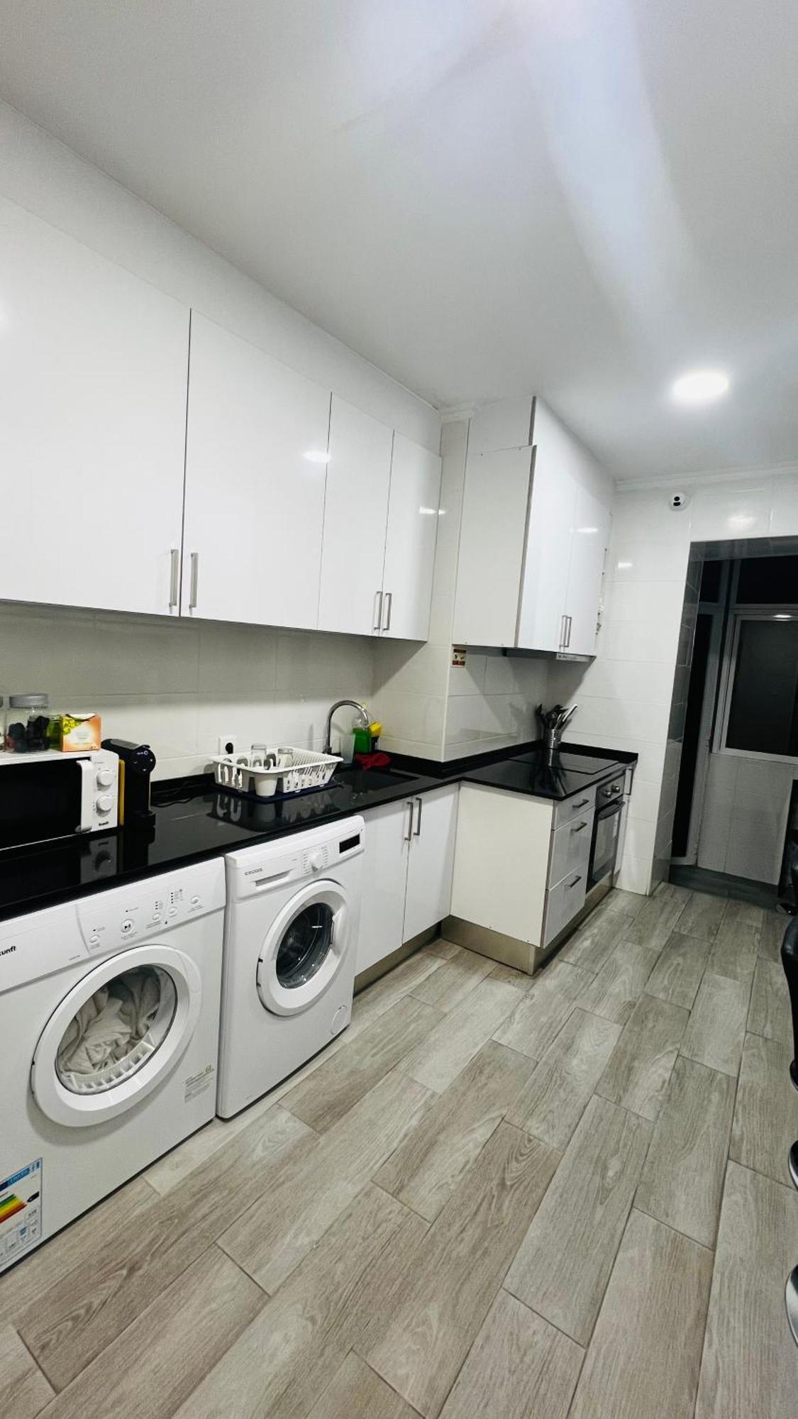 Apartamento's Sarkar *
